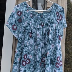 Women's Loft Floral Blue Flowy Top Blouse Size M